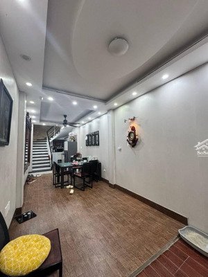 bán nhà 4 tầng đẹp, 15m ra phố hoàng hoa thám ngọc hà, ngõ rộng 3m cực kỳ thoáng sáng