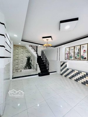 4.5 tỷ nhà 50m2, đường xô viết nghệ tĩnh, p.21, bình thạnh, ngang 4mx2 tầng