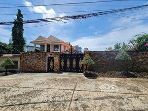 bán nhà khu biệt thự đồi ngọc tước, vũng tàu, hướng tây bắc, vị trí đẹp sân vườn rộng