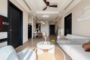 bán nhanh ch âu cơ tower tân phú, dt 52m2 2pn 1wc, 3 tỷ sổ hồng, nhà đep lh: tâm