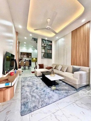 lô góc xã đàn! 5m ra ô tô, ngõ thông, bagac phi, nhà mới đẹp ở ngay 48m2*5t