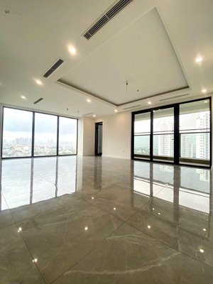 căn góc full kính sunshine diamond river, 2pn, 139m², nhà mới 100%,giá 9.18 tỷ lh 