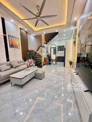 ngộp bank bán nhà hẻm 3,5m lê văn thọ, p.11, q. gò vấp. 4x14m, 3pn 3wc giá 5,38tỷ còn thương lượng