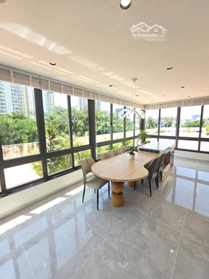 cần tiền bán gấp sân vườn sky3, 98m, sân 500m, 9.8 tỷ, nhà đẹp nhức nách, khu an ninh,vay bank 100%