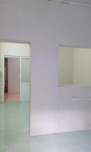 trung tâm ngã tư sở,bán đất tặng nhà,sổ đỏ chính chủ,mua bán ngay trong ngày.