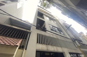 chính chủ bán nhà ngõ 132 cầu giấy- dt 65m x 5 tầng , mt 6m - ở ngay - giá 16 tỷ