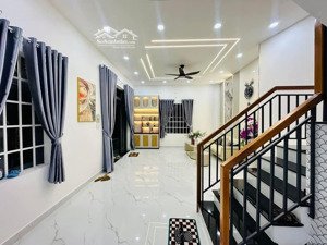 chính chủ bán nhà 5 lầu mặt tiền phan văn trị, ngang 5m(nở hậu 5.5m) dài 15m - 5pn- tiện kinh doanh