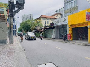 bán nhà đường xe hơi 8m - bàu bàng - núi thành p13 quận tân bình dt: 11 x 17.5m giá: 33 tỷ