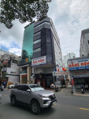 bán tòa nhà văn phòng góc 2mt đường bùi thị xuân phường bến thành quận 1,kc:1 hầm 7 lầu 828.5m2 80đ
