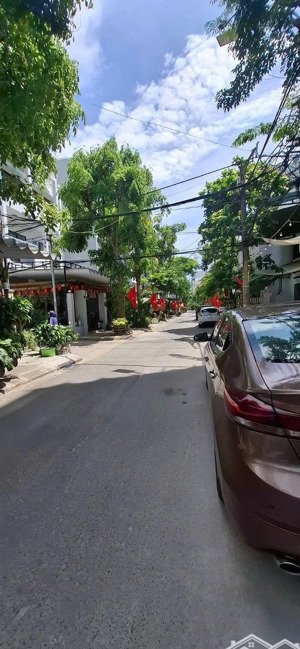 bán nhà đường dương tụ quán, đà nẵng. dt 100m2, 7 phòng ngủ. giá 20 tỷ