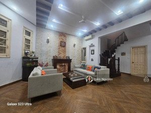 bán nhà phố nguyễn đình chiểu, 90m2, 4 tầng, mặt tiền 9.6m, 25.3 tỷ, ngõ rộng thoáng, ở sướng