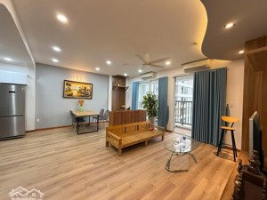 cho thuê căn hộ cao cấp orchard parkview, gần sân bay, thuê chỉ 22 triệu, lh 