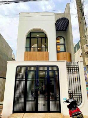 CHỦ NGỘP... BÁN NHANH CĂN LẦU FULL NỘI THẤT CHỈ 600TR NGAY TRUNG TÂM