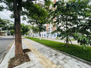 bán góc 2 mặt tiền vị trí kinh doanh đường dương loan và hoàng đình ái