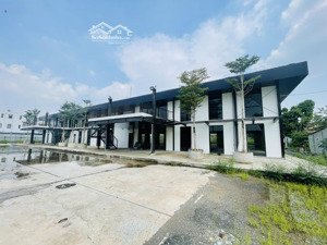 siêu hot mặt tiền đường hoàng diệu gần nguyễn văn trỗi phú nhuận