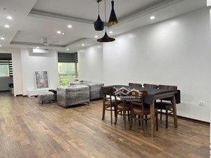 bán căn hộ 123m2 view công viên tòa e4 e5 ciputra