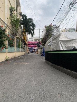 bán nhà & đất 950m 80tỷ thu nhập ổn định 100triệu/1th hẻm xe hơi lô nhì đường huỳnh tấn phát,quận 7