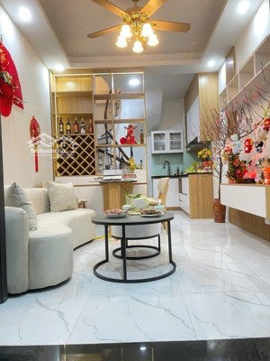 bán gấp nhà phố nguyễn như đổ: gần văn miếu, giá tốt nhất khu vực!