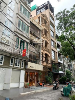 chính chủ bán gấp nhà mặt phố pháo đài láng 90m2, 2 thoáng, kinh doanh, giá 30,8 tỷ.