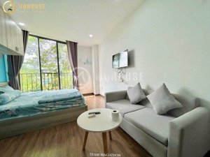 cho thuê phòng rộng 35m2, ban công, full nội thất gần ngã tư hàng xanh, bình thạnh, tiện qua q1, q3