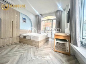 cho thuê phòng 35m2 full nội thất ban công cực rộng gần phan xích long, phan đình phùng quận 1 3