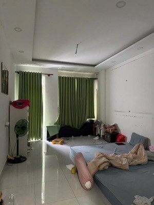 bán nhà hẽm 7m đường tô hiệu ( 4x14,5m) 2 lầu,sân thượng. giá 7,3 tỷ