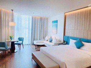 studio căn góc giá rẻ ban công ngắm biển, ngồi phòng khách ngắm hoàng hôn, buổi tối ngắm nhạc nước.