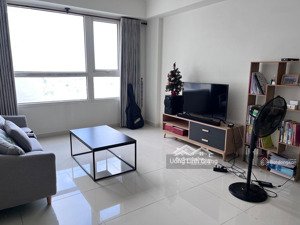 duy nhất 1 căn the eastern 2pn 2wc 79m2, giá tốt 3,34 tỷ, view đông thoáng mát, sổ hồng riêng