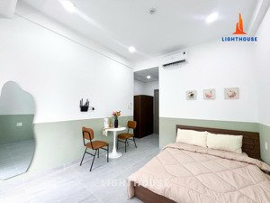 phòng mới ngay đảo kim cương có bancol riêng