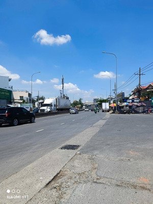 bán lô đất mặt tiền đường, gần quốc lộ 13, hiệp bình phước cũ