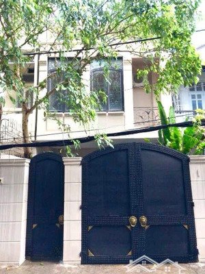 siêu vị trí trung tâm nhà 2 tầng nguyễn cửu vân, p.17 bình thạnh, 169m², hẻm xe hơi tránh nhau