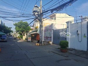 cho thuê kho xưởng 700m2, đường phạm hùng, xã bình hưng, bình chánh mức liên hệ chú định 