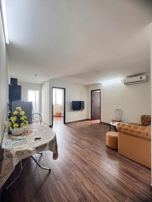 cho thuê căn góc 2 ngủ 2 vệ sinh -7 triệu chung cư eurowindow thanh hóa