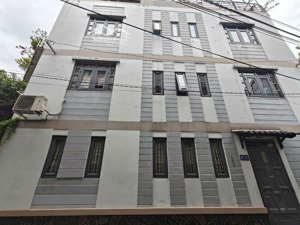 bán nhà đẹp 2 mặt hẻm xe hơi, 42m2, 3 tầng hoàng hoa thám, p7, bình thạnh chỉ 6,1 tỷ