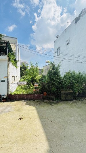 đất ở hẻm lê văn lương, 7x25m, đường 6m; sổ hồng riêng, giá: 4,85 tỷ