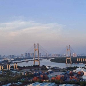 bán căn góc luxcity quận 7, 85m2, 2pn2wc, có thể sửa thàng 3pn 4.8 tỷ (tl), sổ hồng sang tên