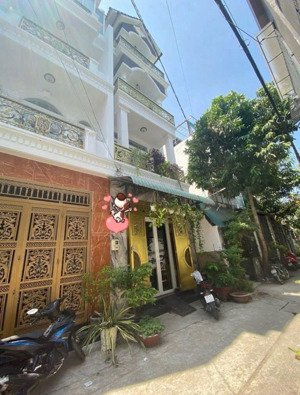 bán gấp nhà 68,6m 1 trệt 2 lầu, sổ hồng riêng, hẻm xe tải 8m chỉ 2,4 tỷ