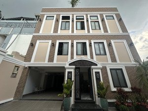 chính chủ cho thuê căn hộ duplex đầy đủ nội thất dễ dàng di chuyển vào trung tâm và nhiều tiện ích