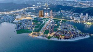 bán căn thương phố biển giáp bãi tắm, 6 tầng, ngay phố kinh tế đêm, cạnh hồ nhạc nước.