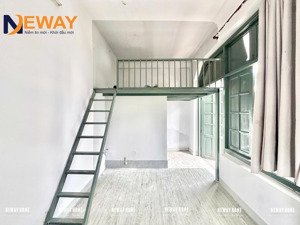 phòng trọ mới xây 100% full nội thất, ban công ngay cầu vượt hoàng hoa thám, gần đh văn hiến