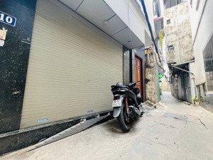 siêu hiếm - lô góc - 5 tầng thang máy - trung tâm hai bà trưng - chính chủ làm ăn cực lộc