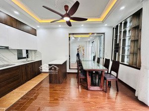 nhà đẹp xuân la 35m2 mặt tiền rộng 6m , 5 tầng , full nội thất , gần hồ tây - 8,4 tỷ