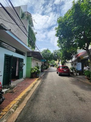 cho thuê nhà đường nguyễn hữu cảnh, p thắng nhất vũng tàu. giá 5 triệu