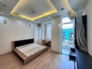 phòng ban công rộng 35m2 ngay hoàng hoa thám bình thạnh gần sân bay quận 1, quận phú nhuận, quận 3