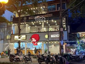 cho thuê nhà mặt phố tôn đức thắng diện tích 60m x 3 tầng mặt tiền 8m , phù hợp mọi mô hình