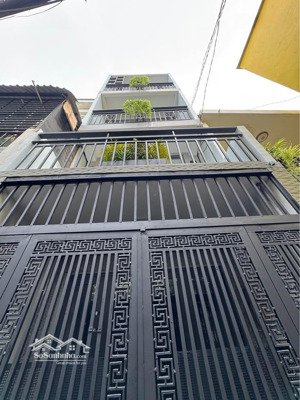 chính chủ cần bán gấp căn nhà đường phạm thể hiện , p6 , q8 dt 48m2 giá 2 tỷ 340 triệu shr