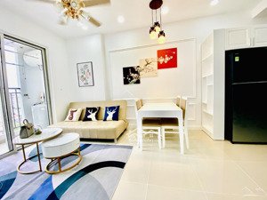 cần cho thuê chcc the gold view q.4, dt80m2, 2pn+2wc, giá 18tr/th view siêu đẹp lầu cao