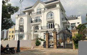 cần bán nhà phố liền kề saigon mystery villas, nhà hoàn thiện đẹp, sang tên nhanh gọn lh 
