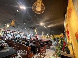 cho thuê nhà mặt phố thái thịnh,đoạn đẹp,khu sầm uất nhất,diện tích:105m2, mặt tiền:8m, mọi mô hinh