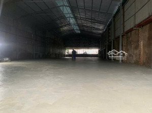 cho thuê kho xưởng tại yên viên - gia lâm - hà nội- diện tích 650m - liên hệ : 